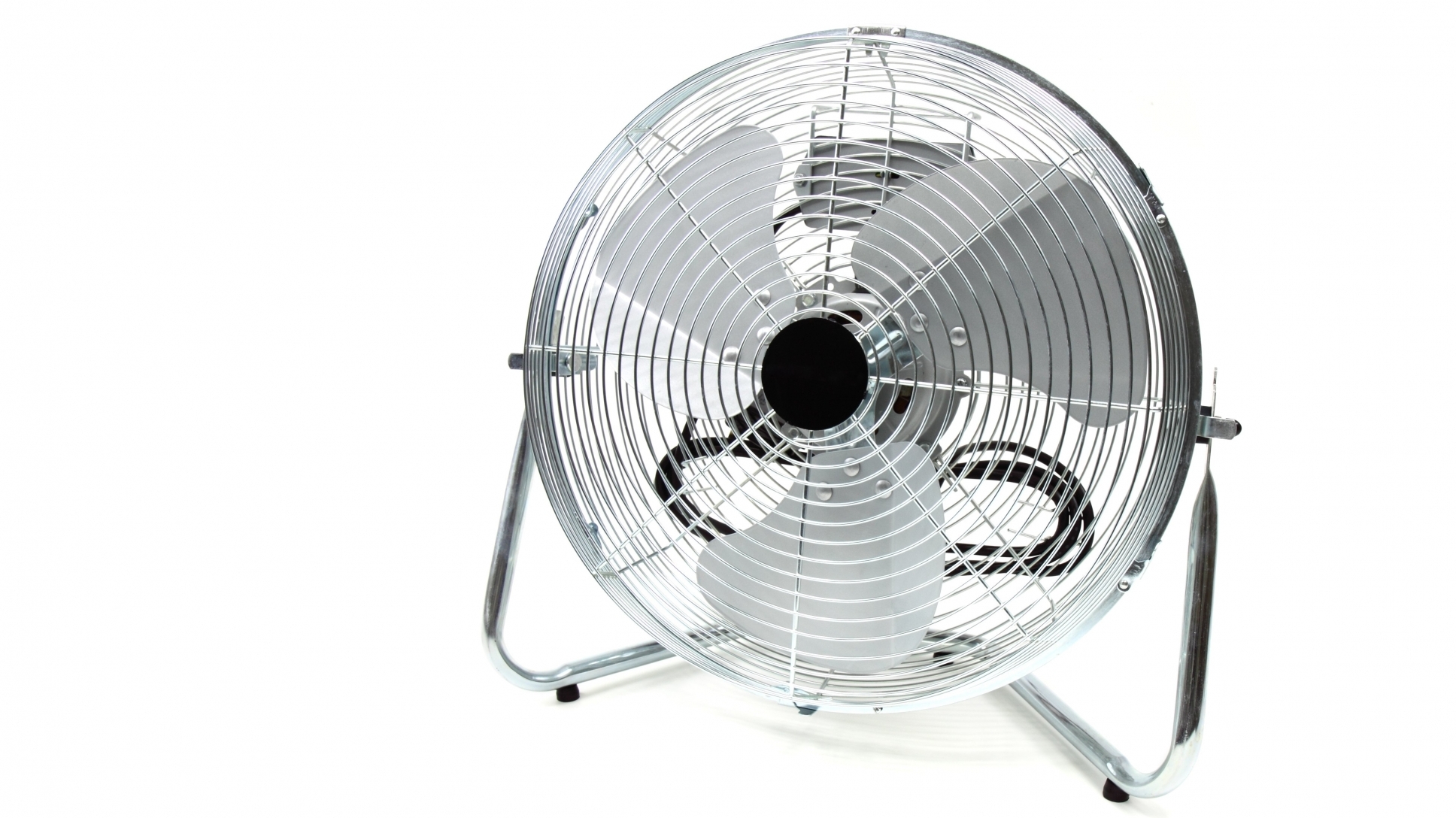 Use electric fans if the temperature is below 35°C